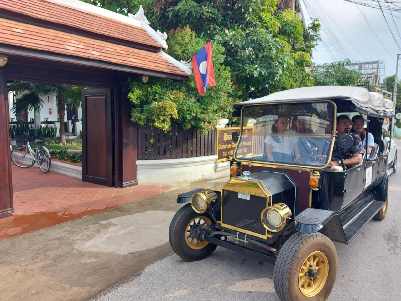 Sunrise Garden House - Luang Prabang Hotel Bagian luar foto